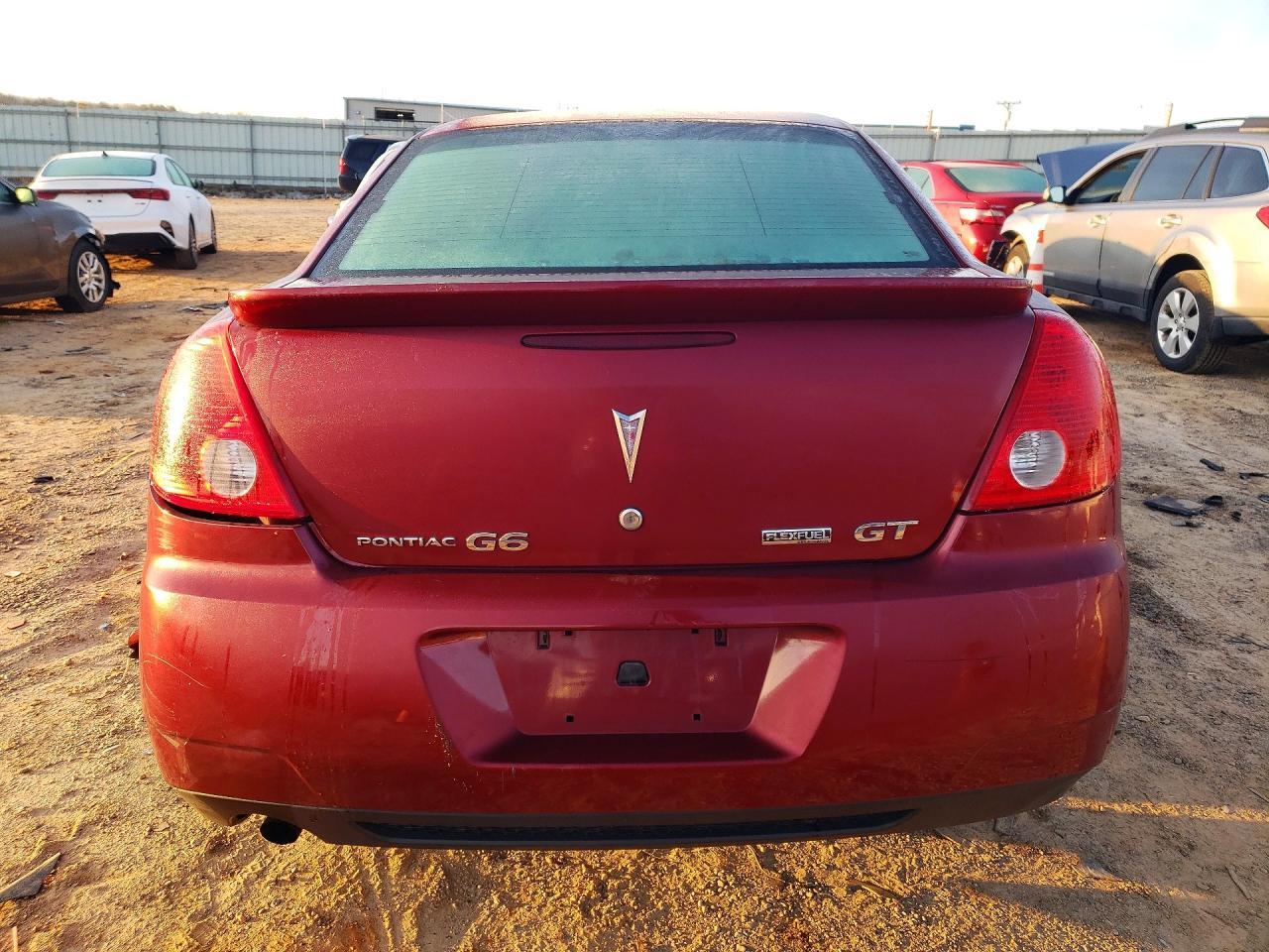 2010 Pontiac G6 - Фото 6