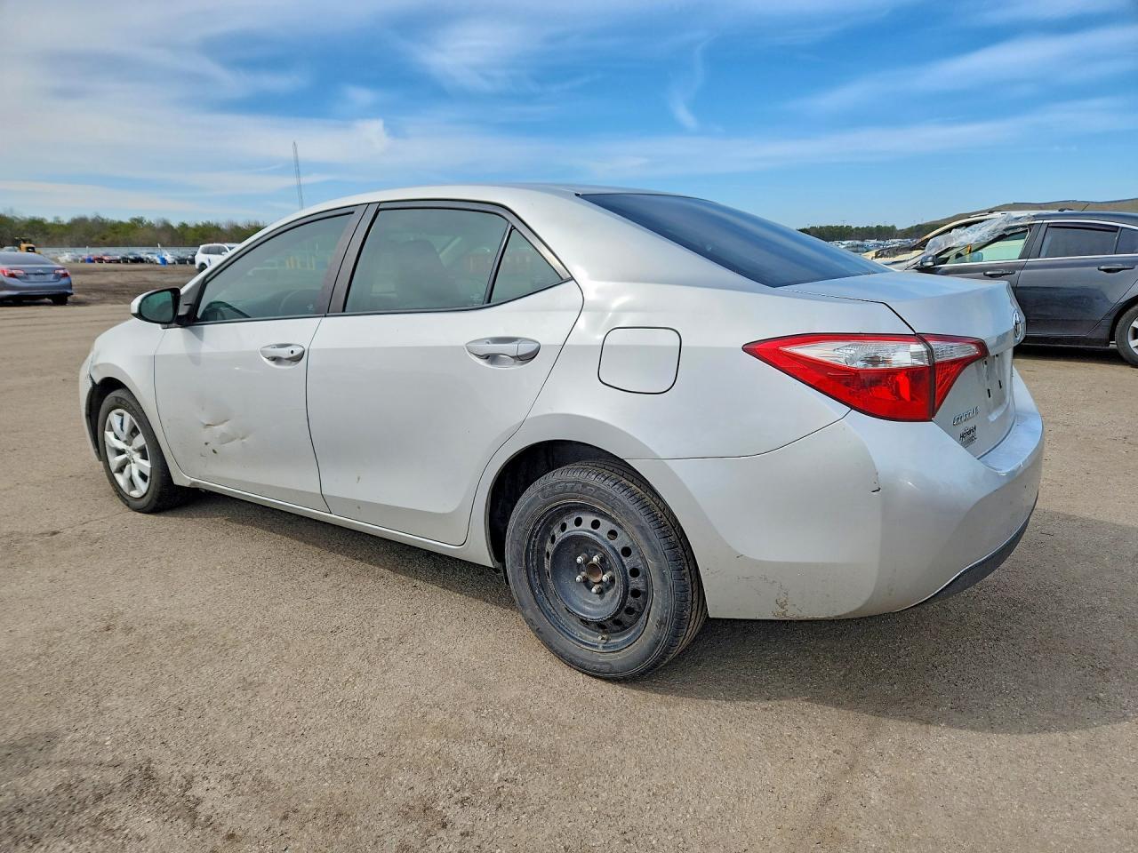 2016 Toyota Corrola - Фото 2