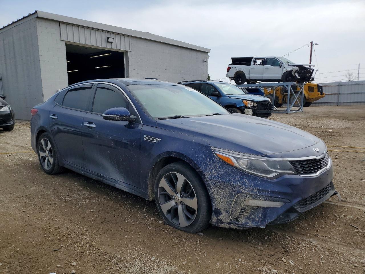 2019 Kia Optima S - Фото 4