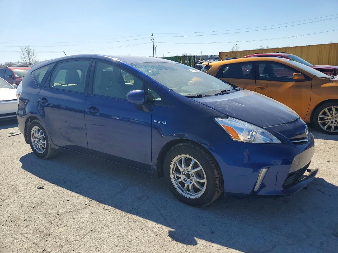 2012 Toyota Prius V Three - Фото 4