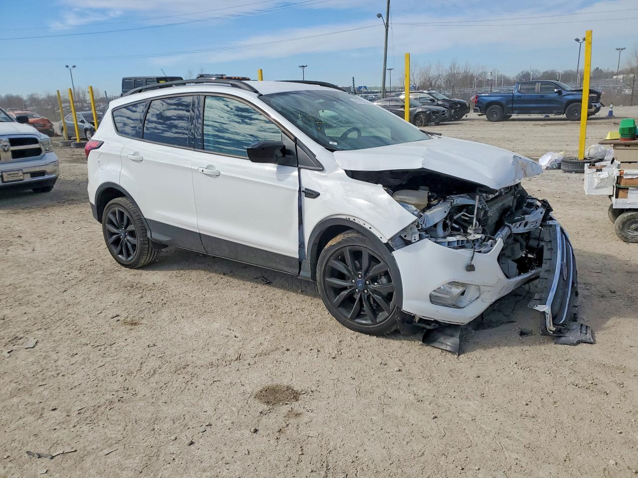 2019 Ford Escape Se - Фото 4