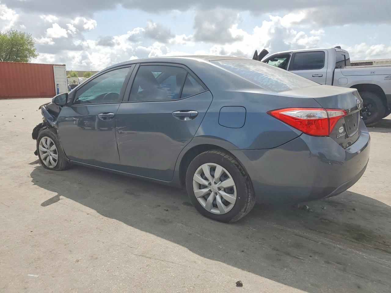 2016 Toyota Corolla Le - Image 2
