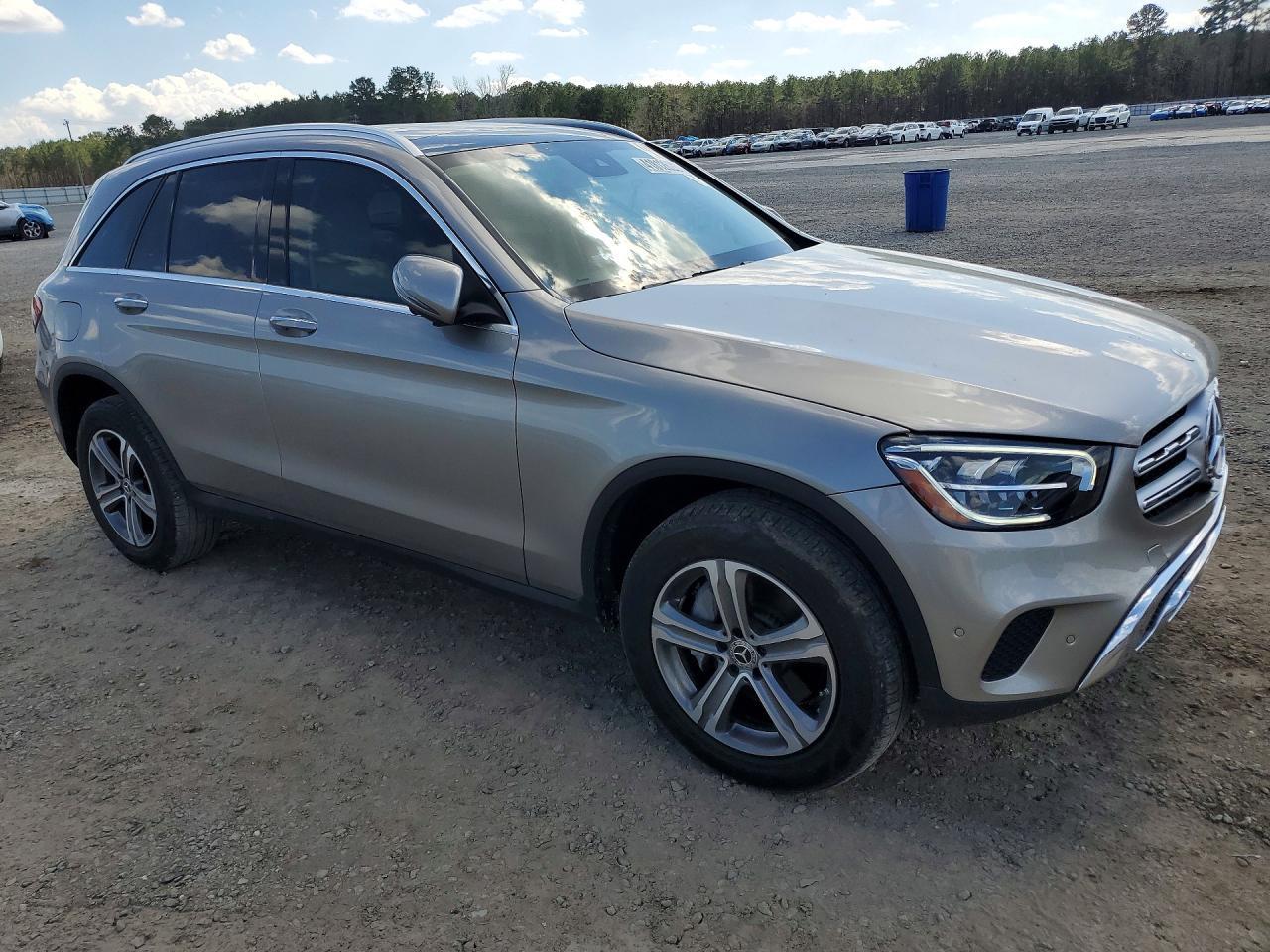 2022 Mercedes Benz Glc 300 - Фото 4