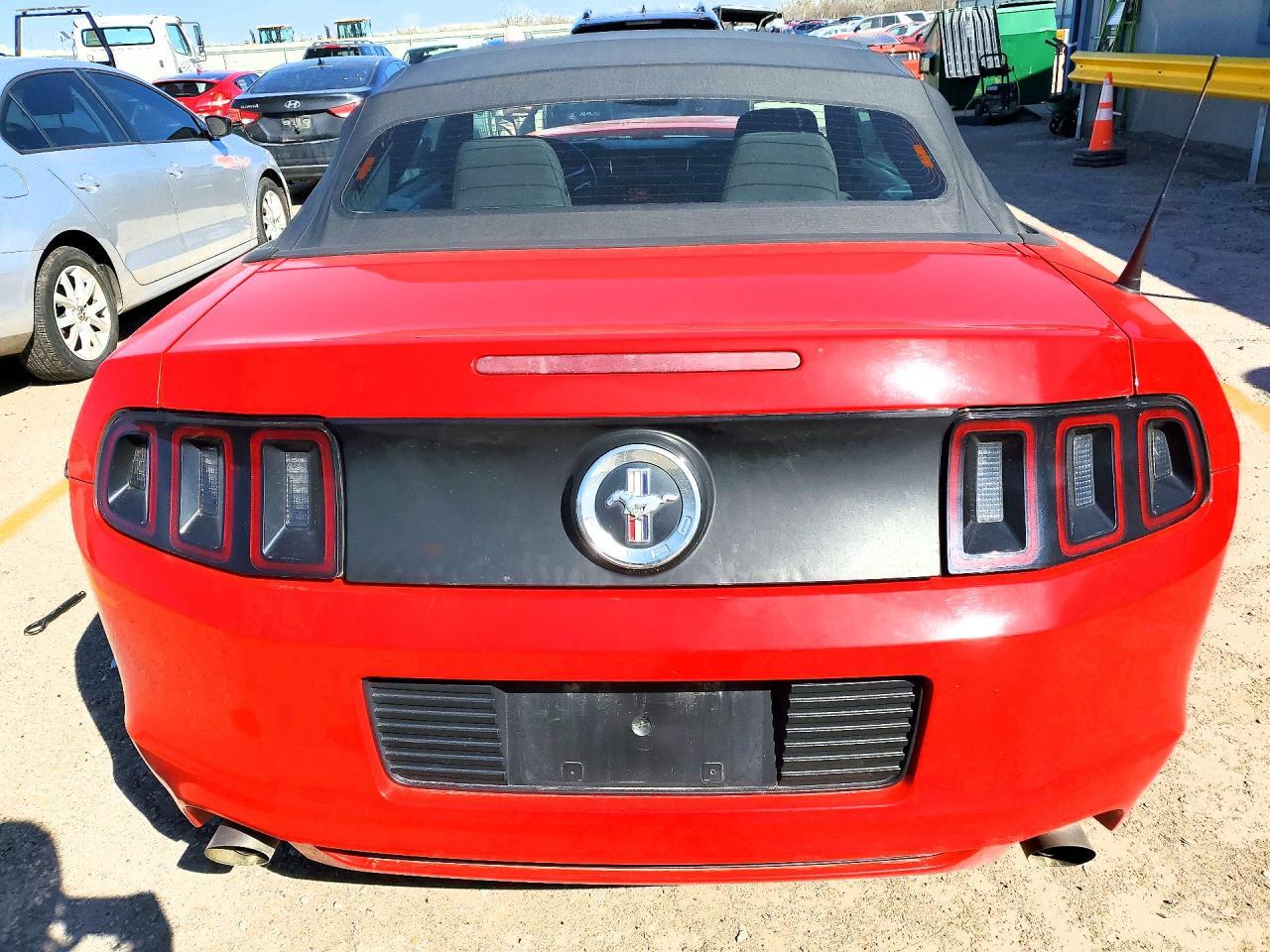 2014 Ford Mustang - Фото 6