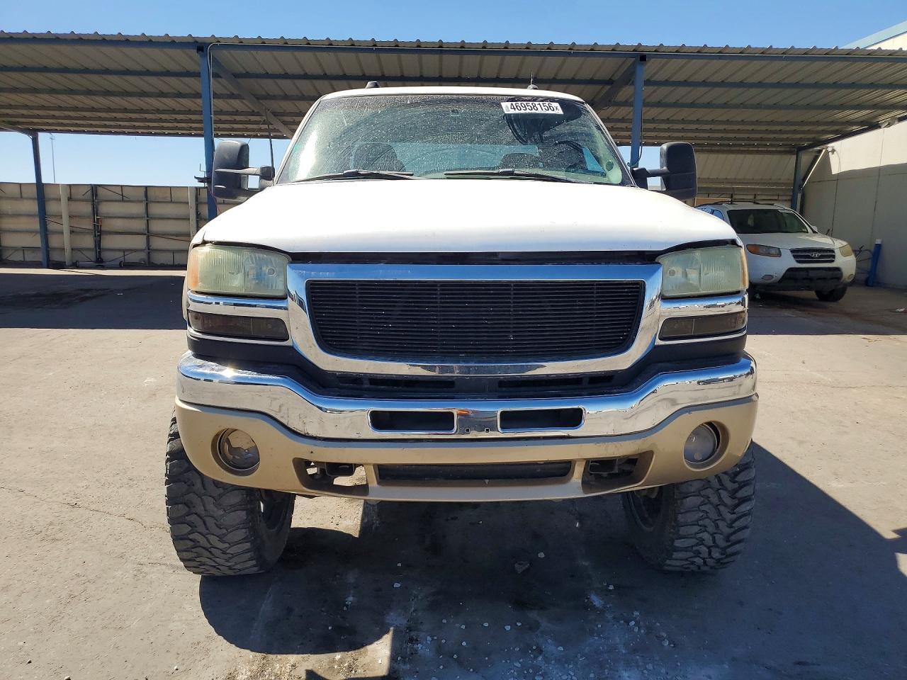 2004 GMC Sierra K2500 Heavy Duty - Фото 5