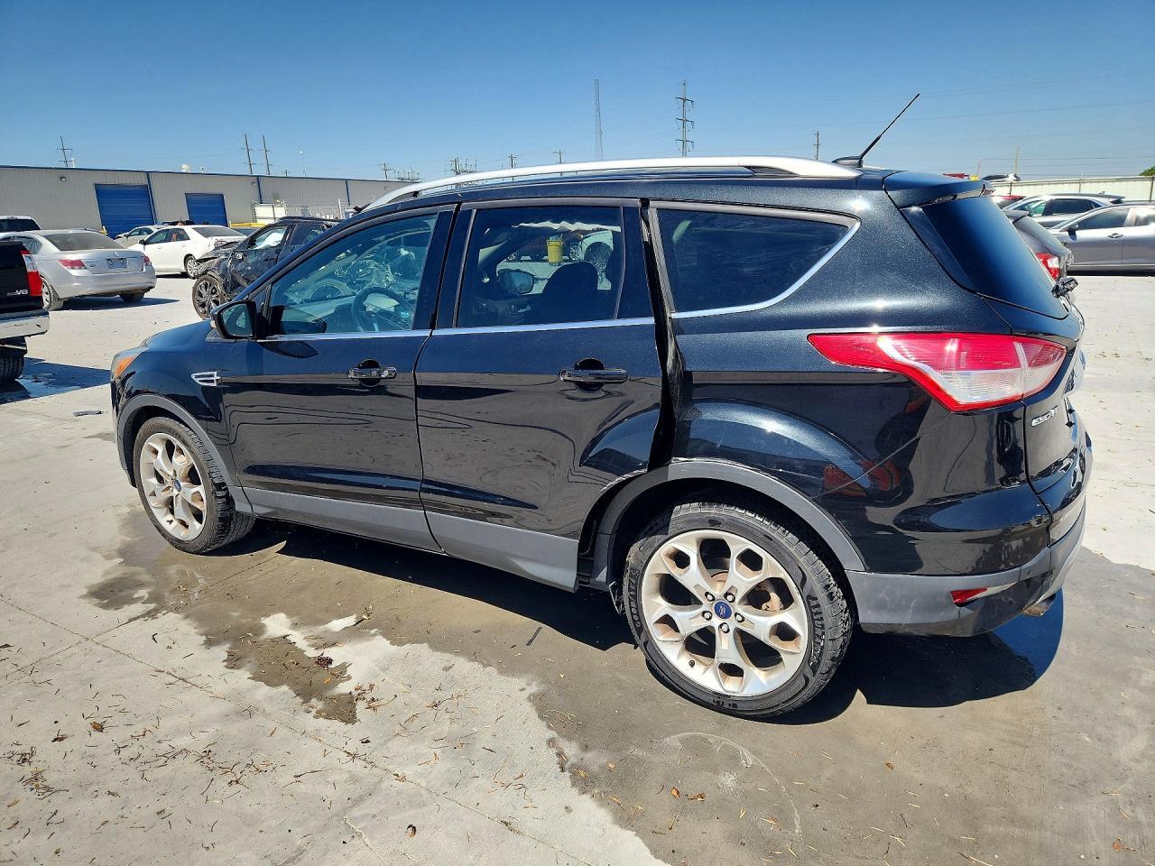 2015 Ford Escape Titanium - Фото 2