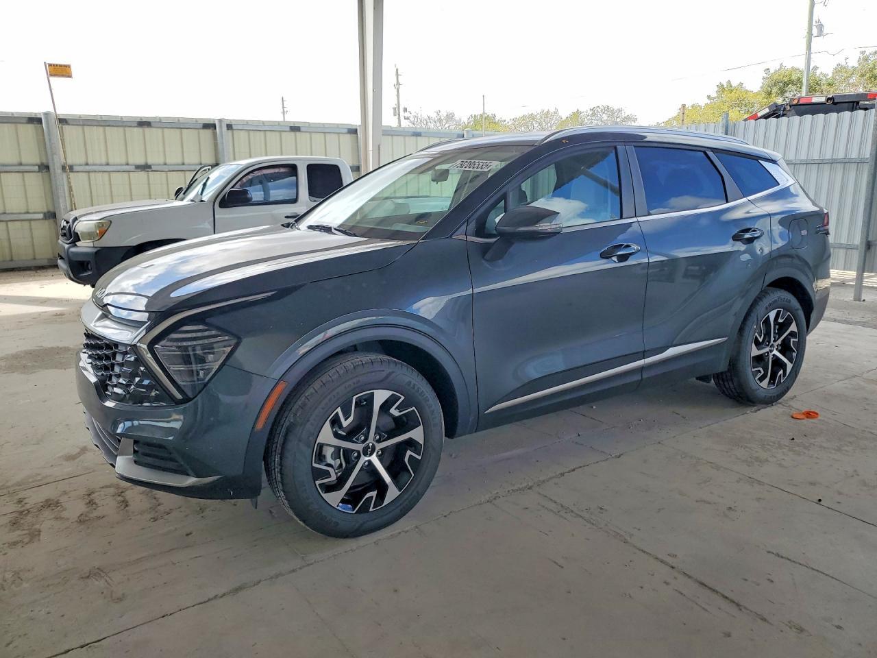 2025 Kia Sportage Ex