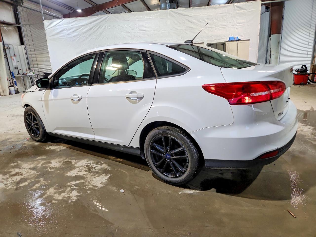 2018 Ford Focus Se - Фото 2