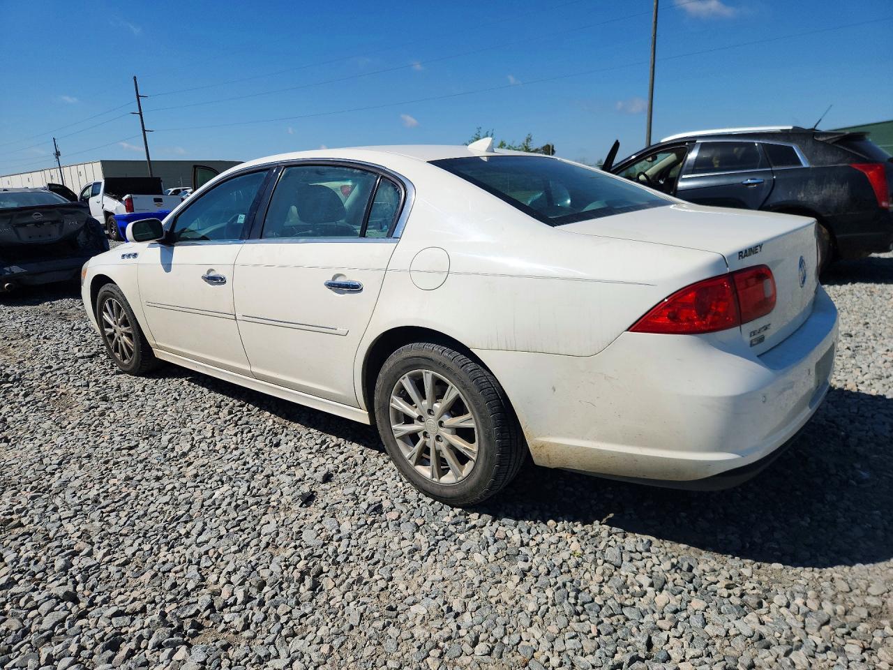 2011 Buick Lucerne Cxl - Фото 2