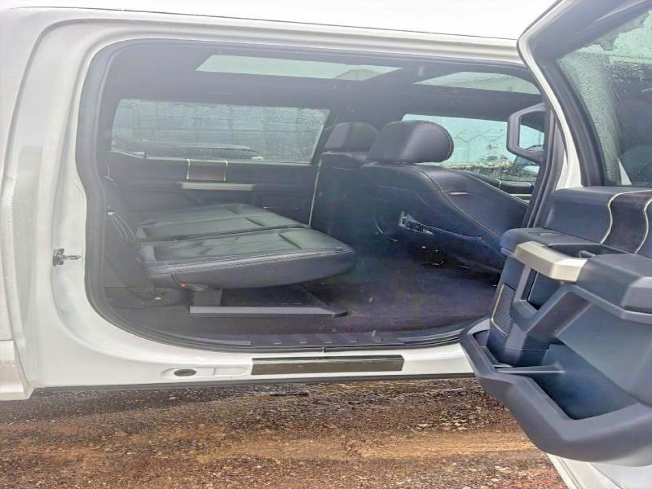 2022 Ford F250 Super Duty - Фото 6