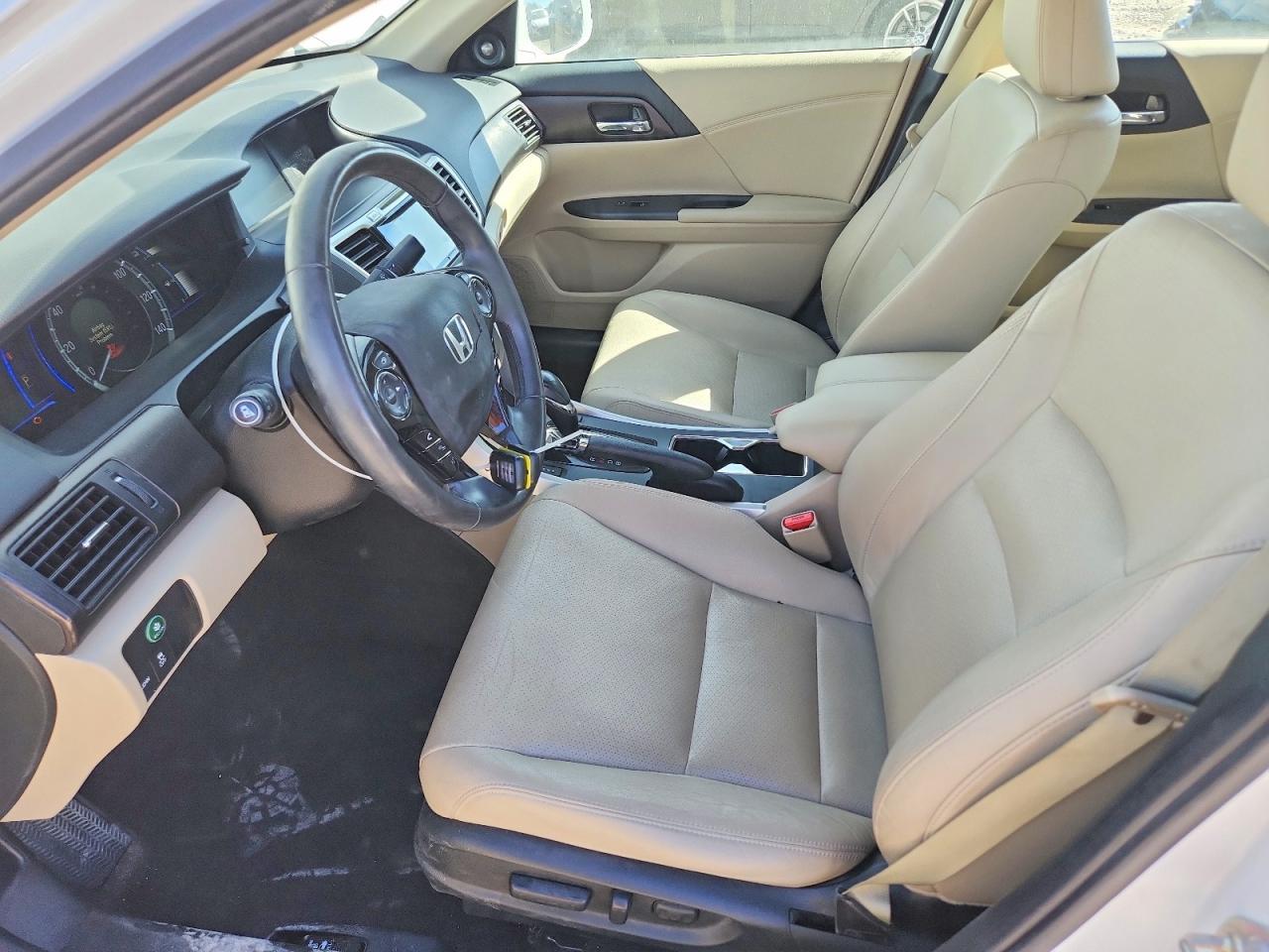 2014 Honda Accord Hybrid Exl - Image 7