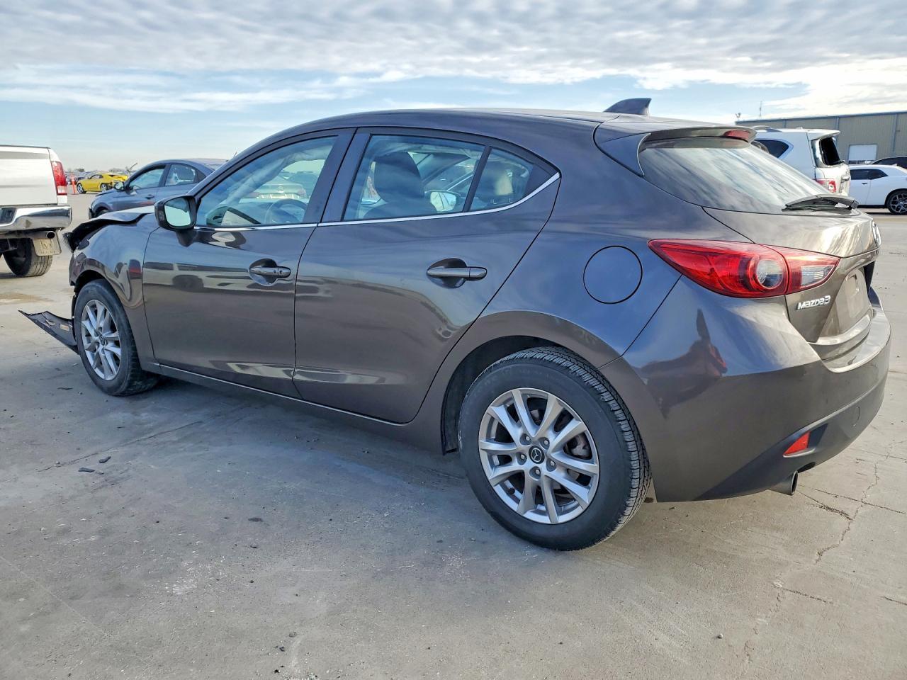 2014 Mazda 3 Grand Touring - Фото 2
