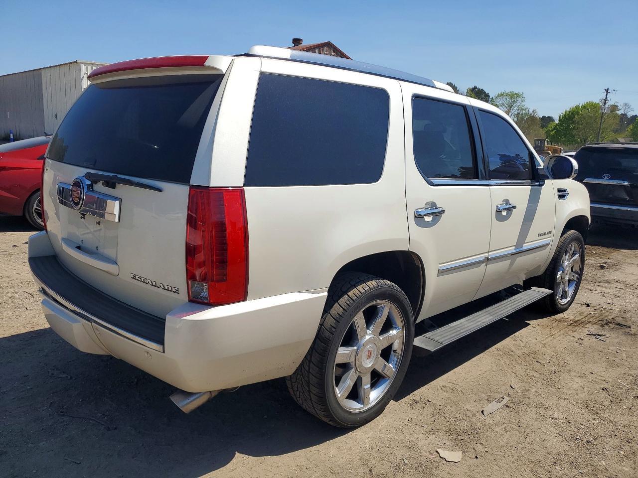 2014 Cadillac Escalade Luxury - Фото 3
