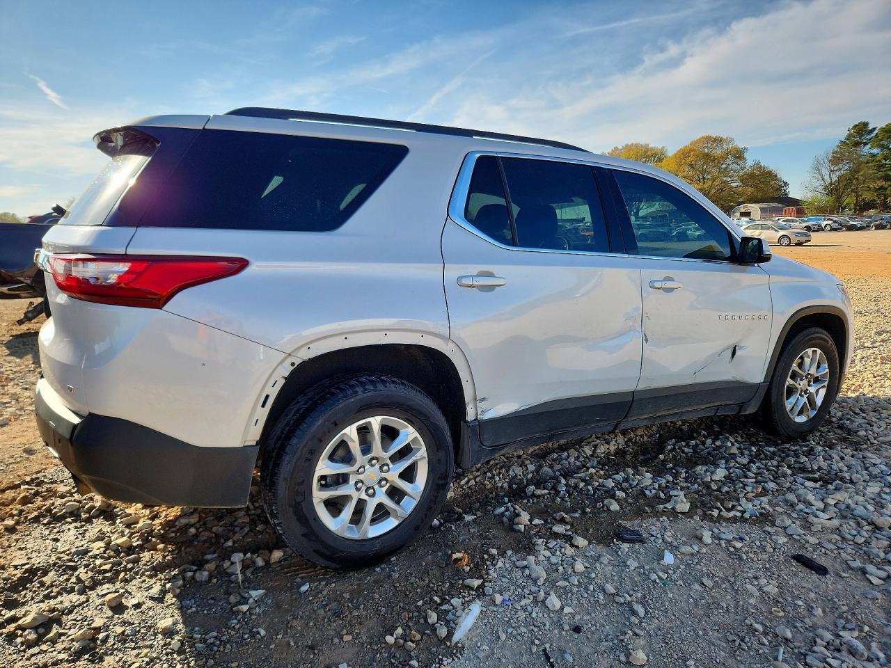 2019 Chevrolet Traverse Lt - Фото 3