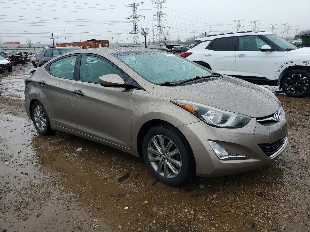 2016 Hyundai Elantra - Фото 4