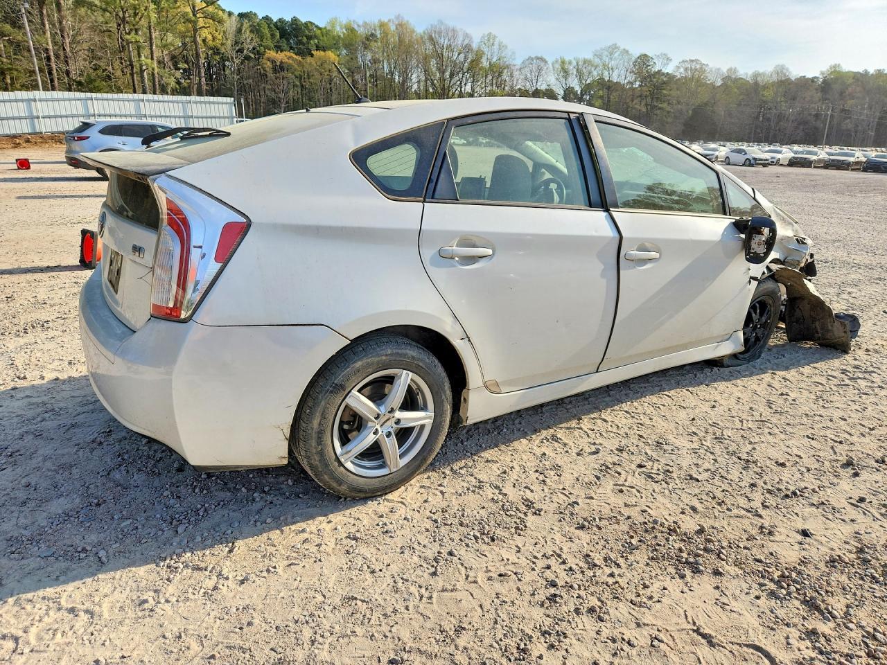 2015 Toyota Prius Two - Image 3