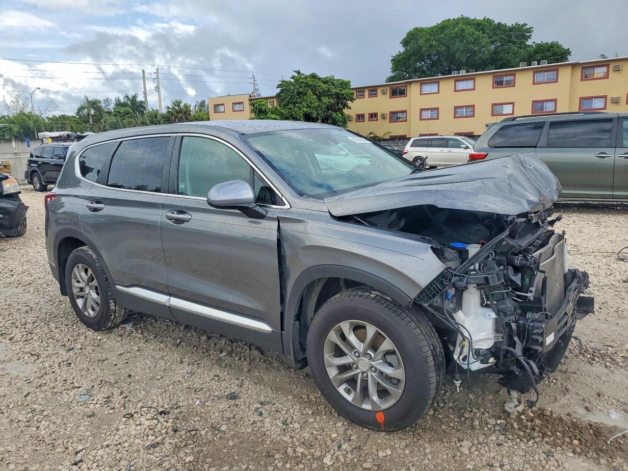 2020 Hyundai Santa Fe Se - Фото 4