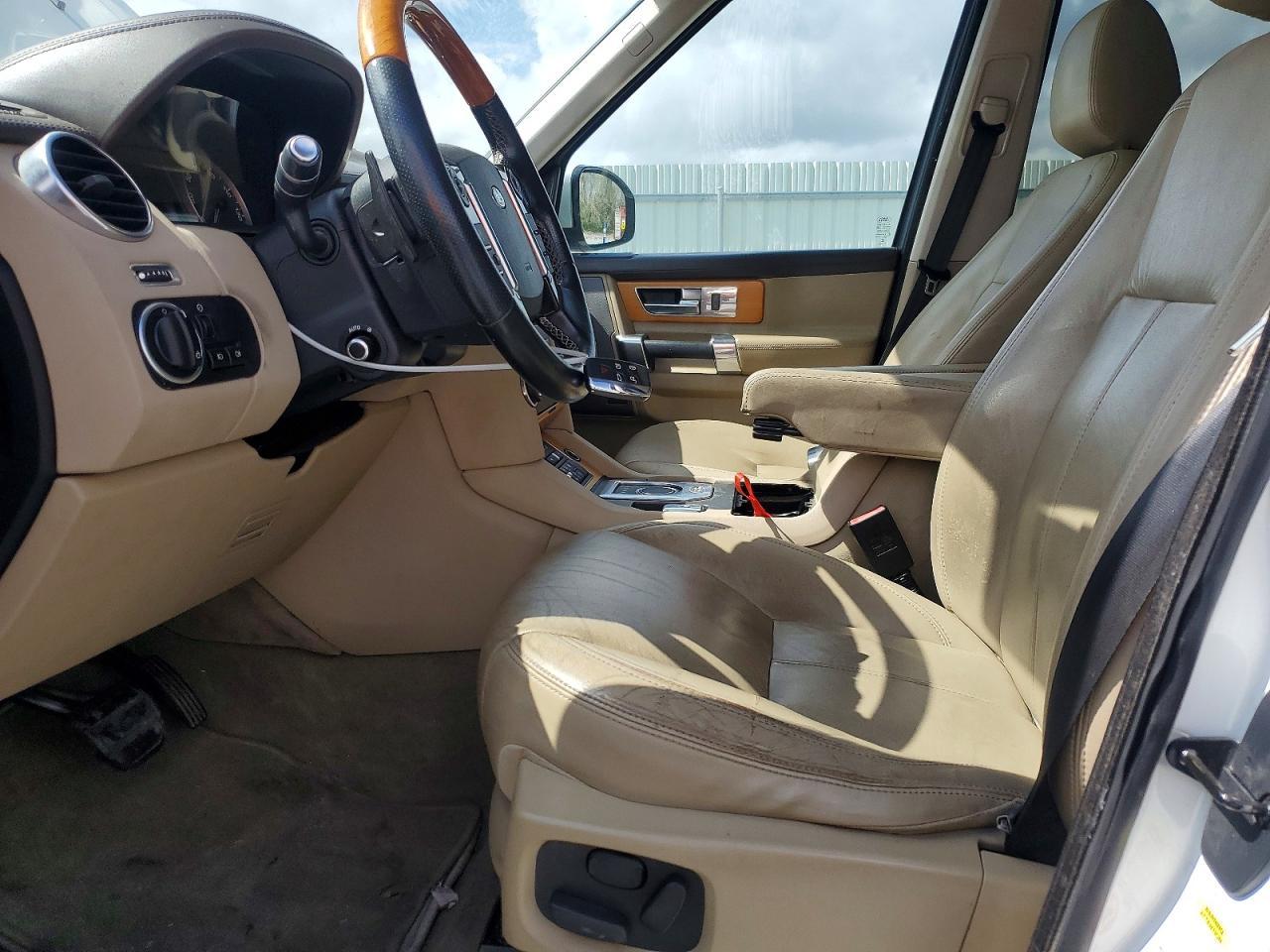 2015 Land Rover Lr4 Hse Luxury - Image 7