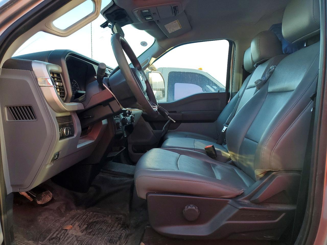 2024 Ford F350 Super Duty - Фото 7