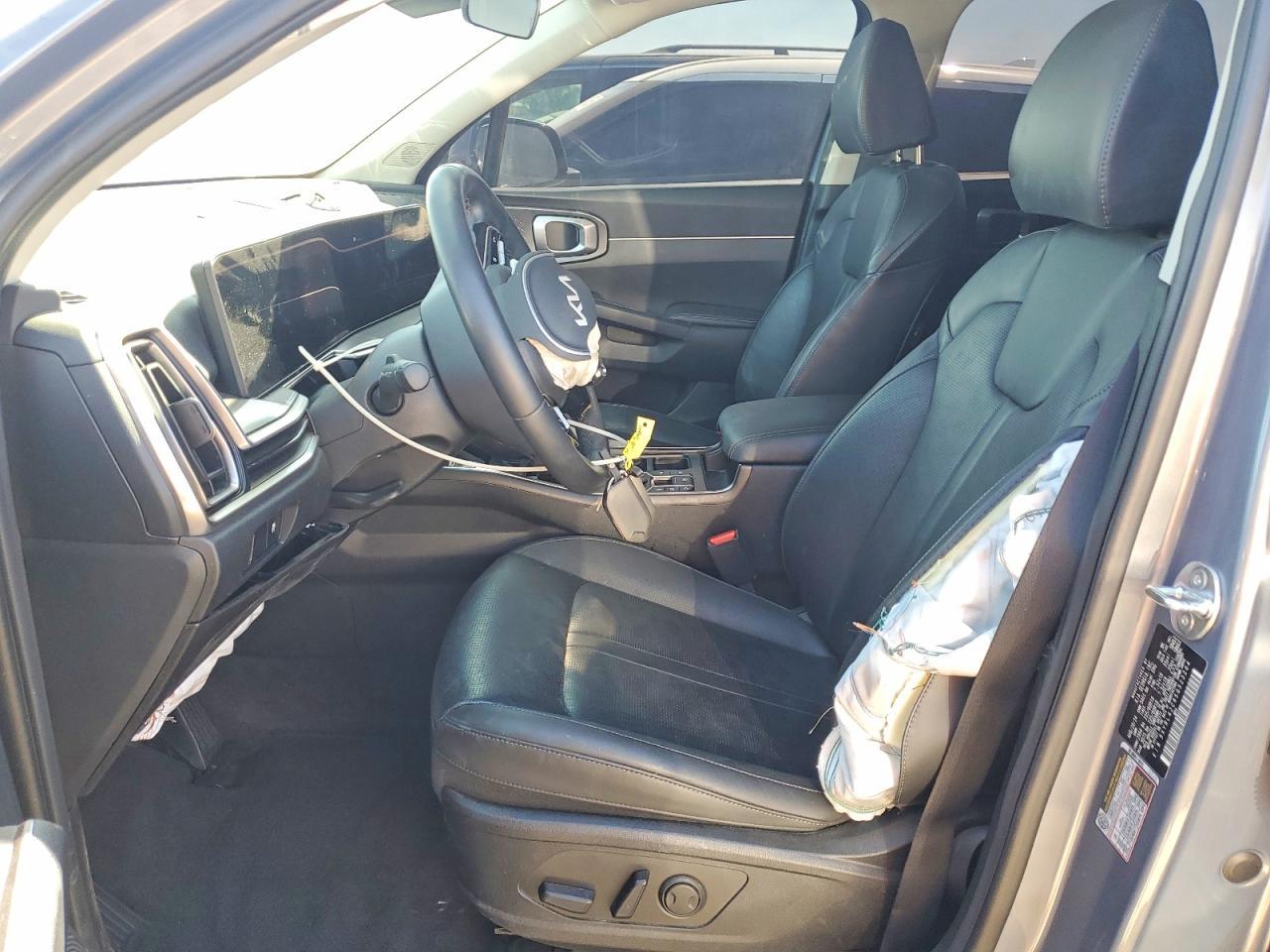 2025 Kia Sorento S - Фото 7