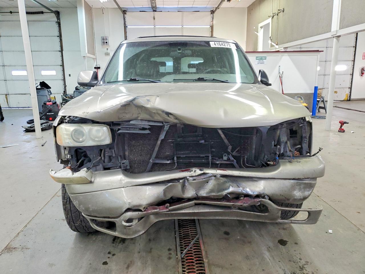 2002 GMC Yukon - Фото 5