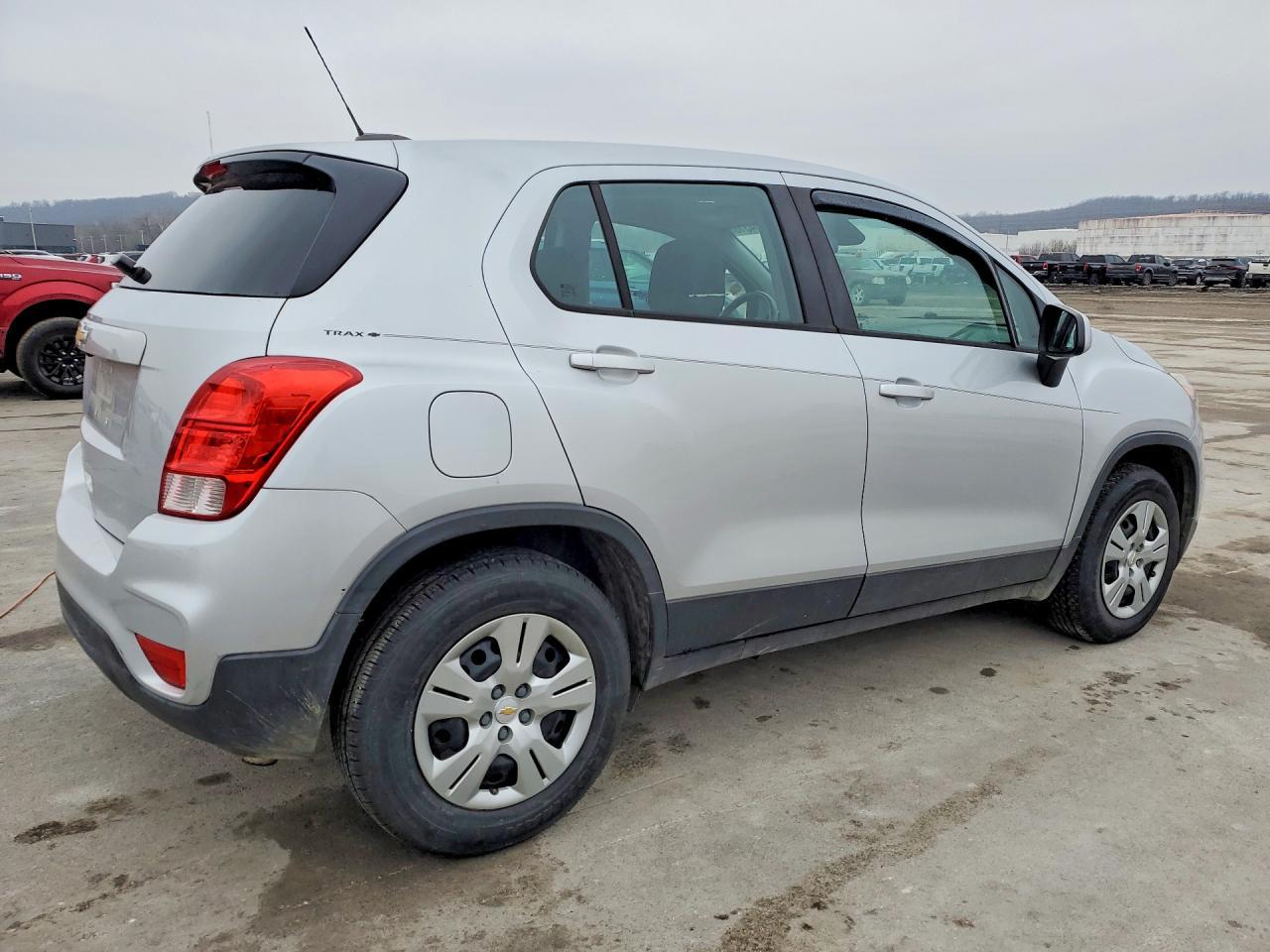 2019 Chevrolet Trax Ls - Фото 3