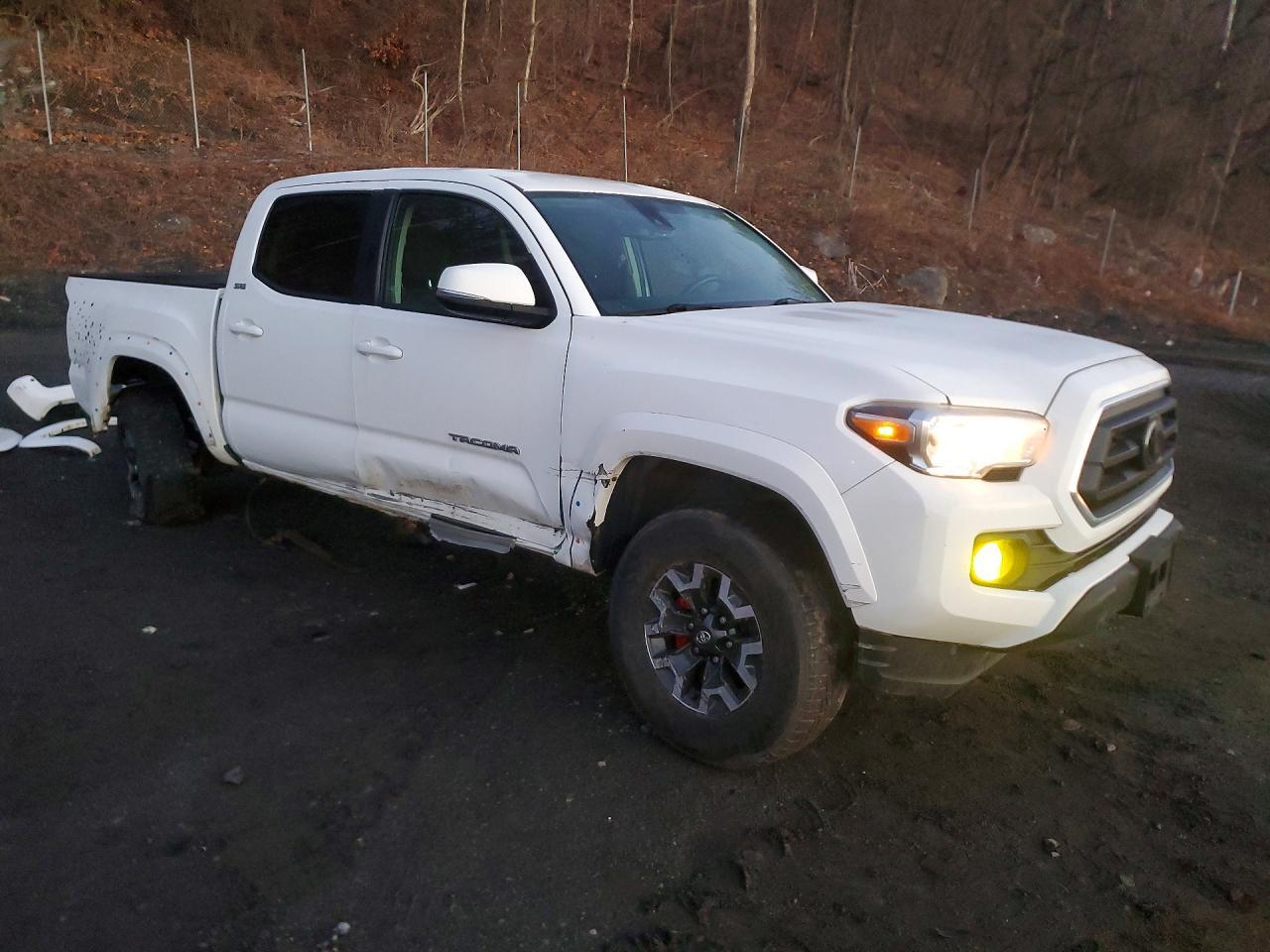 2021 Toyota Tacoma Sr5 V6 - Фото 4