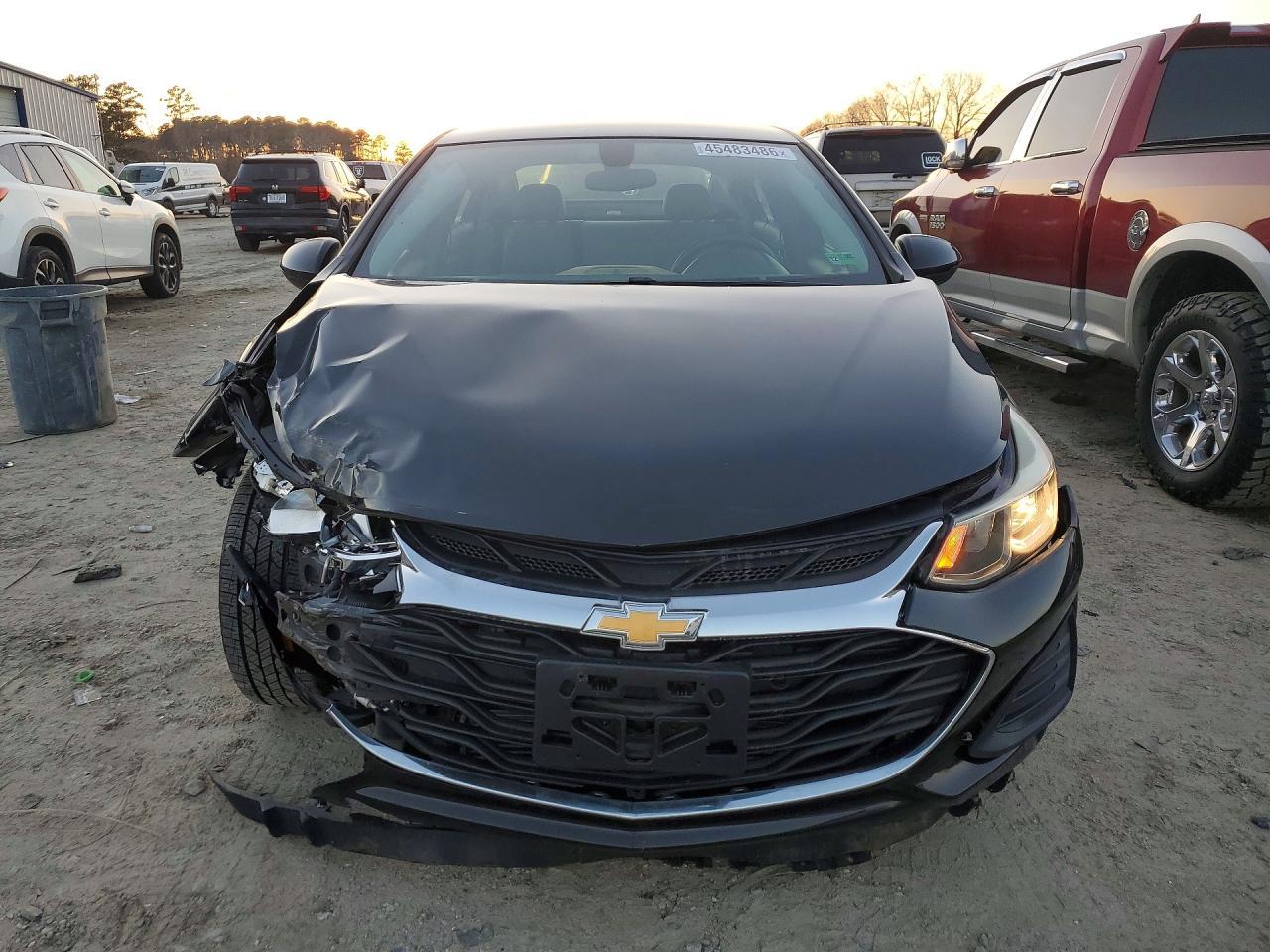 2019 Chevrolet Cruze Ls - Фото 5
