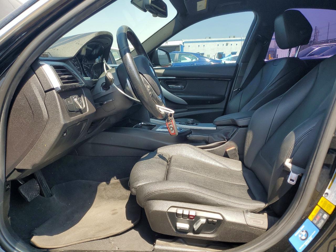 2018 BMW 330E - Image 7