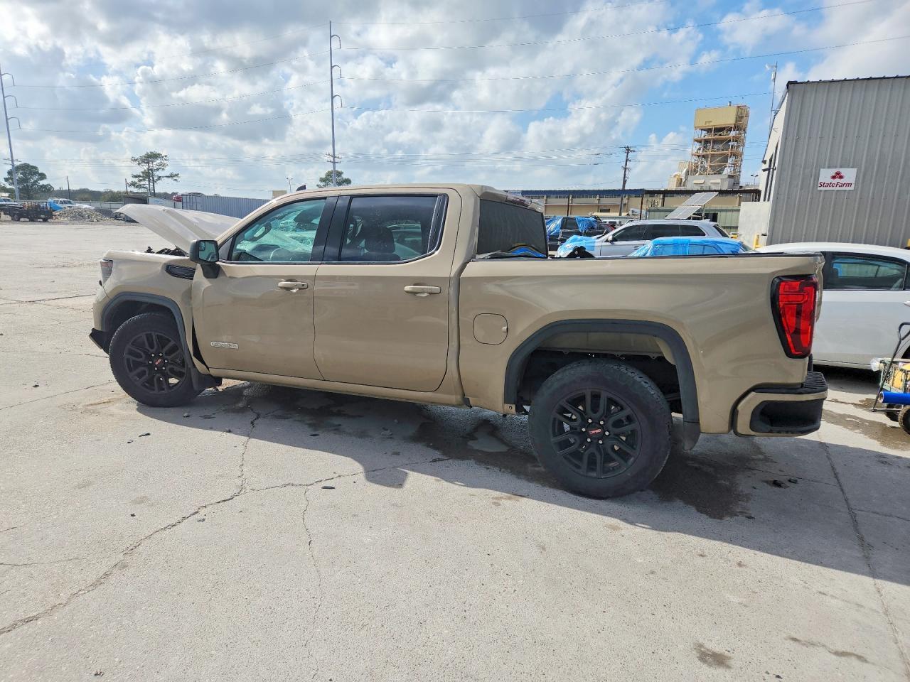 2023 GMC Sierra C1500 Elevation - Image 2
