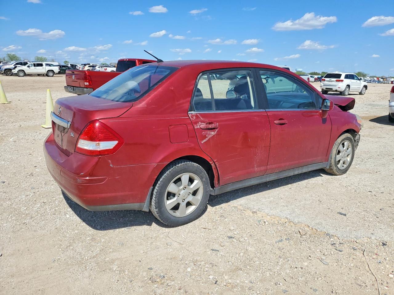 2008 Nissan Versa 1.8 S - Фото 3