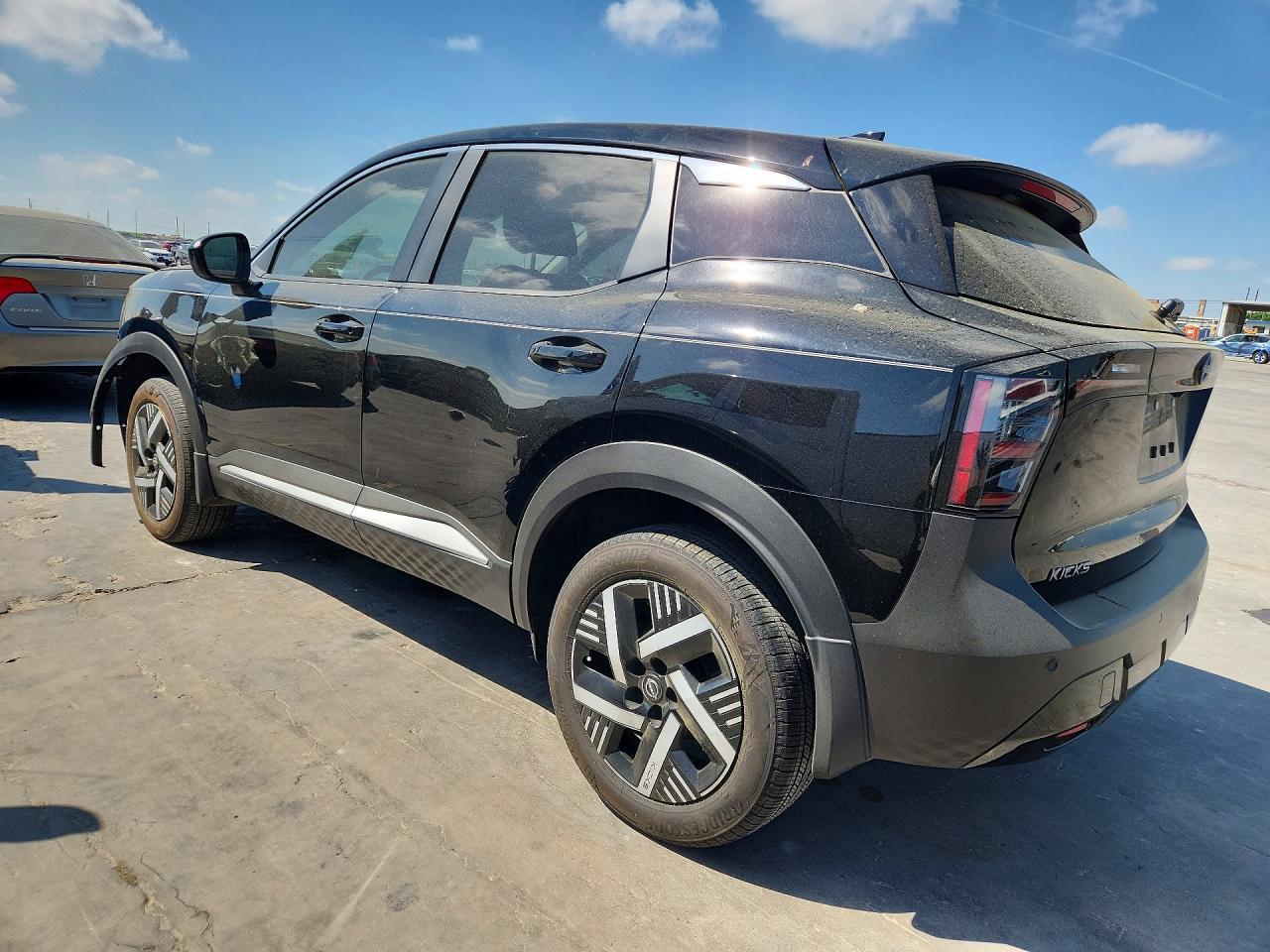 2025 Nissan Kicks Sv - Фото 2