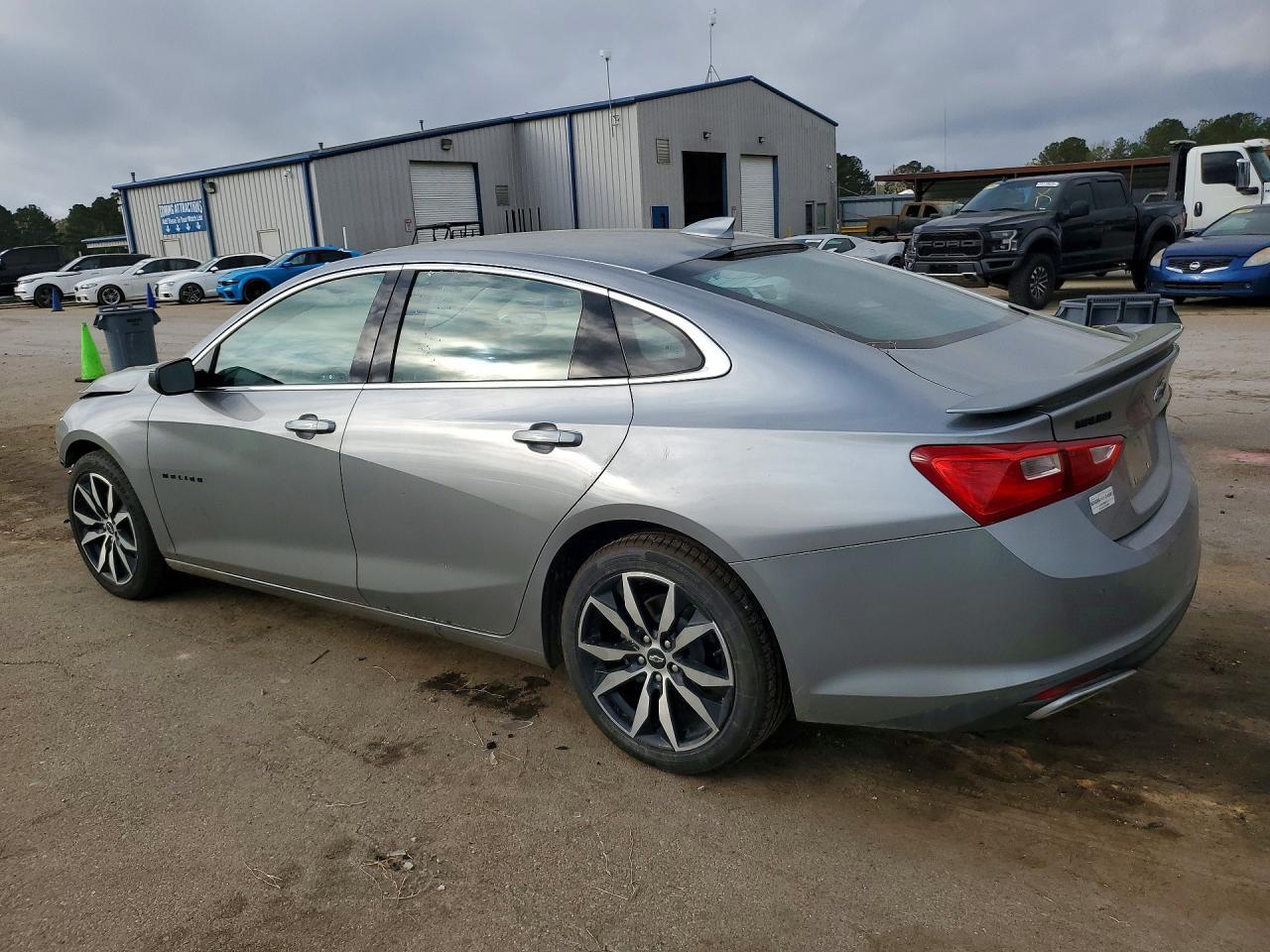 2025 Chevrolet Malibu Rs - Фото 2
