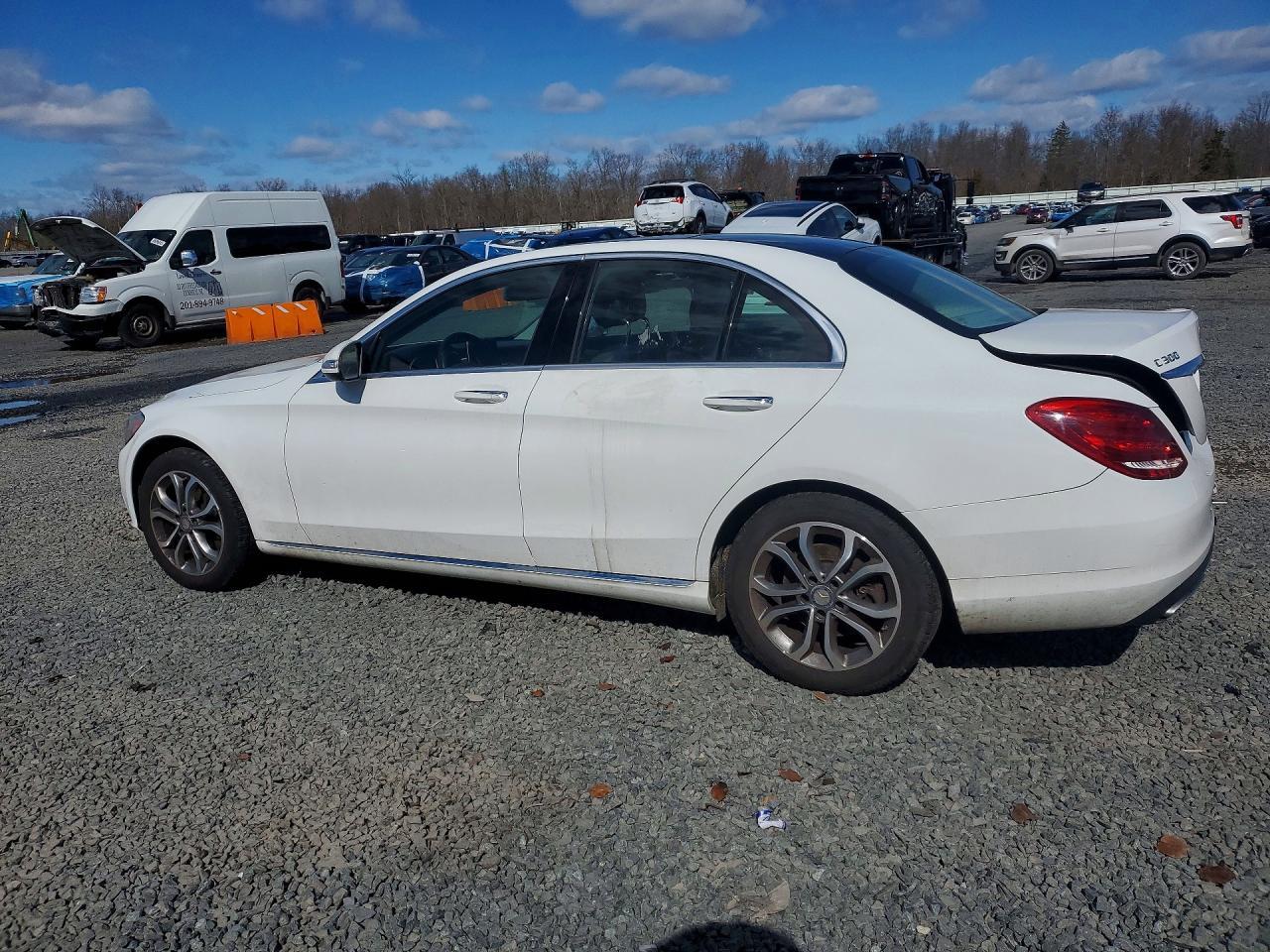 2015 Mercedes-Benz C 300 4Matic - Фото 2