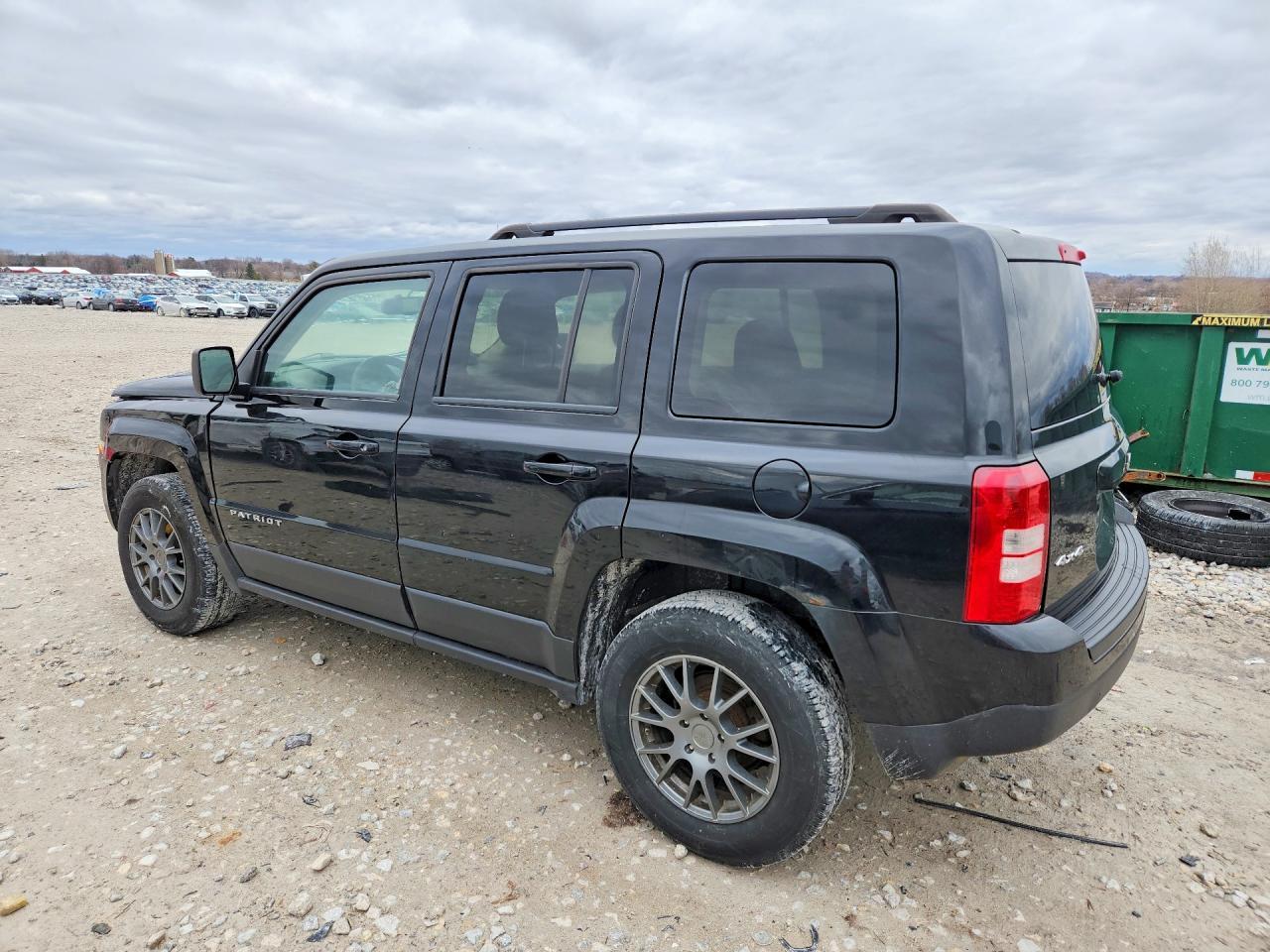 2016 Jeep Patriot Sport - Фото 2