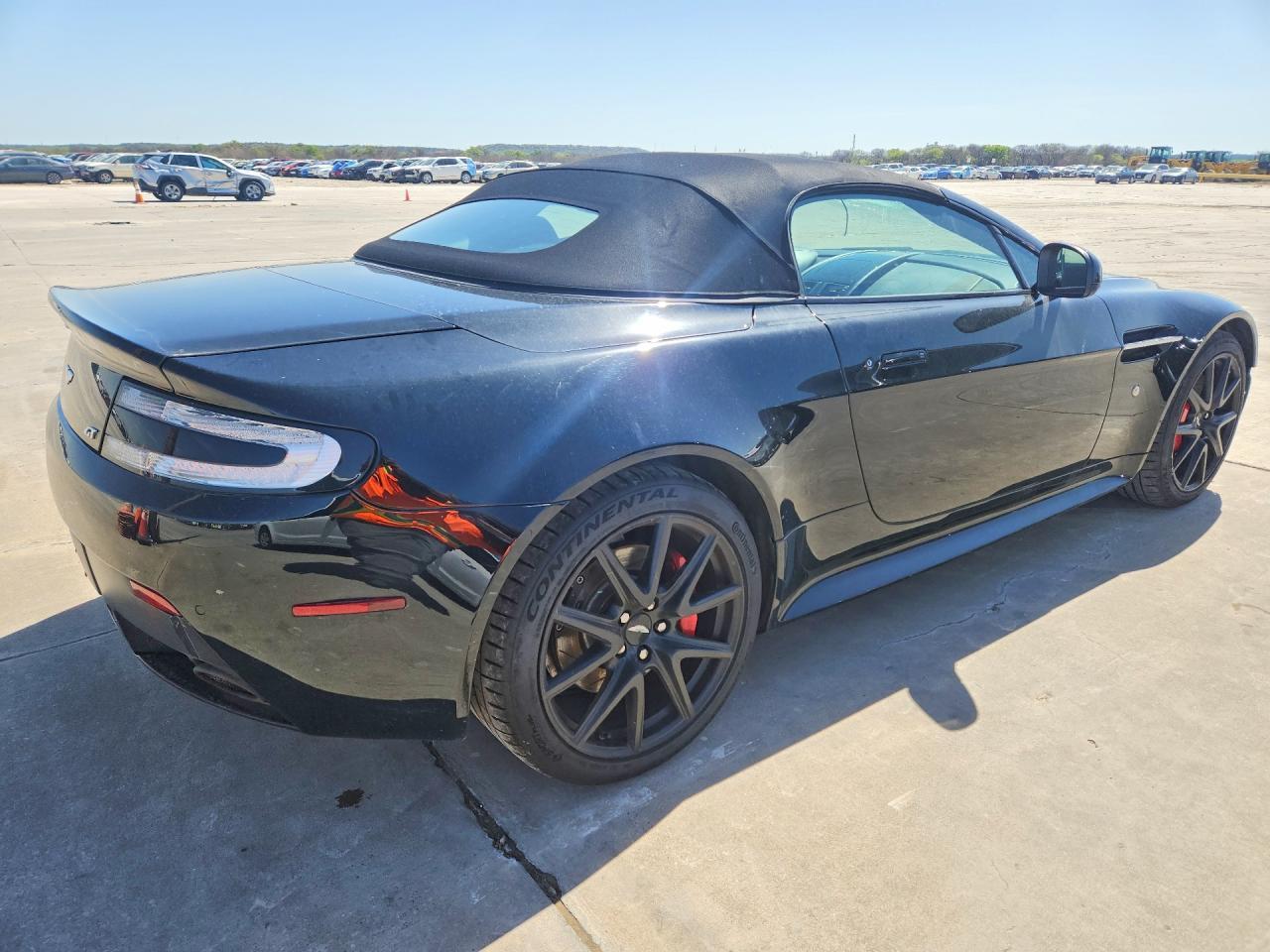 2015 Aston Martin V8 Vantage - Фото 3