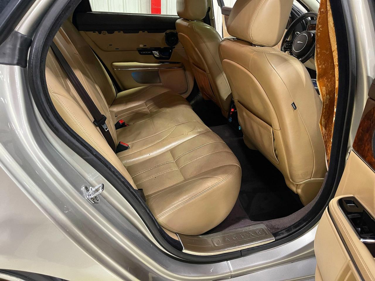 2011 Jaguar Xj - Фото 6