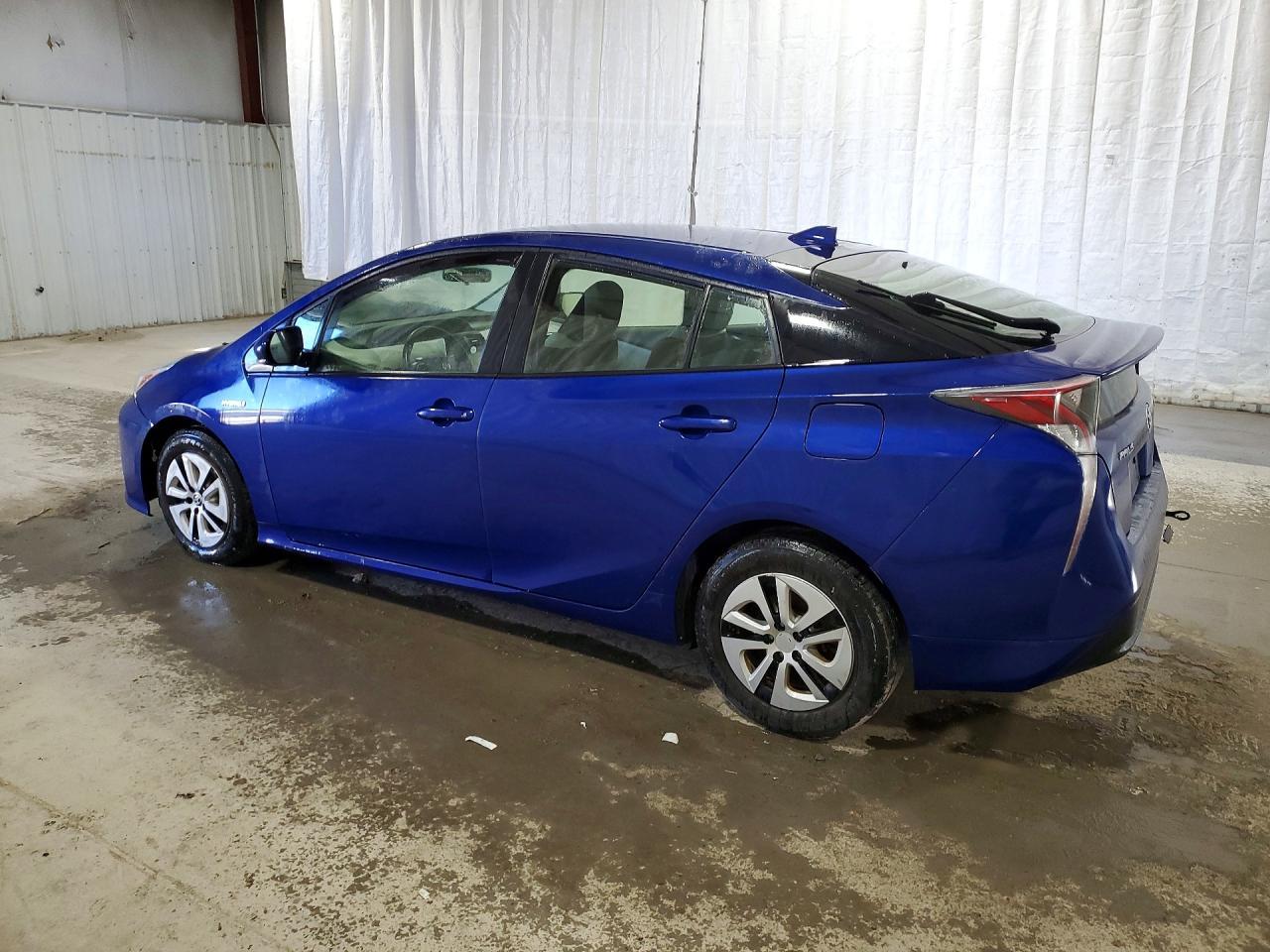2016 Toyota Prius Three- R&D- Cln Title- Pri Fleet - Фото 2