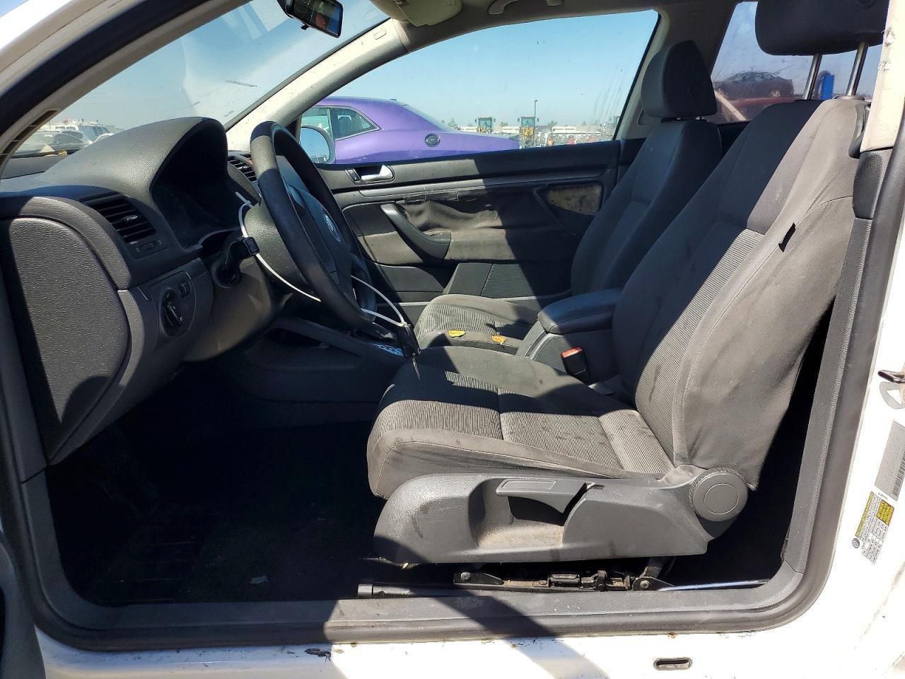 2007 Volkswagen Rabbit - Image 7