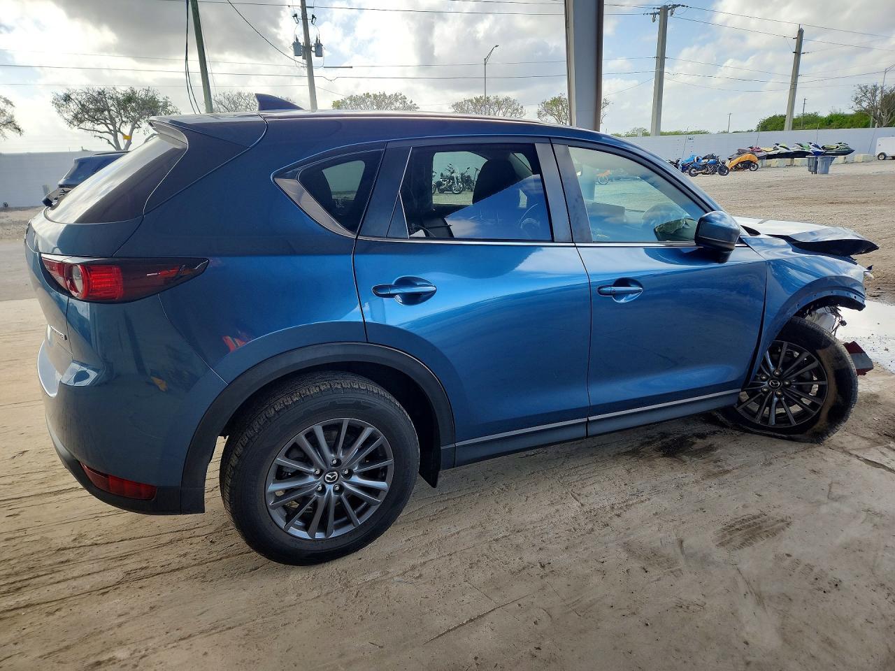 2021 Mazda Cx-5 Touring - Image 3