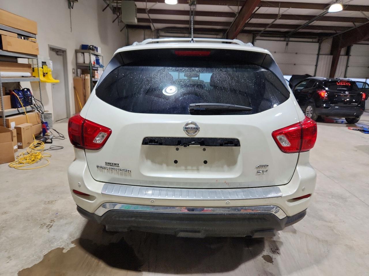 2018 Nissan Pathfinder Sv - Фото 6