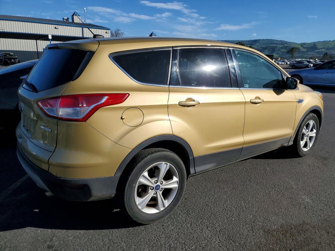 2015 Ford Escape Se - Фото 3