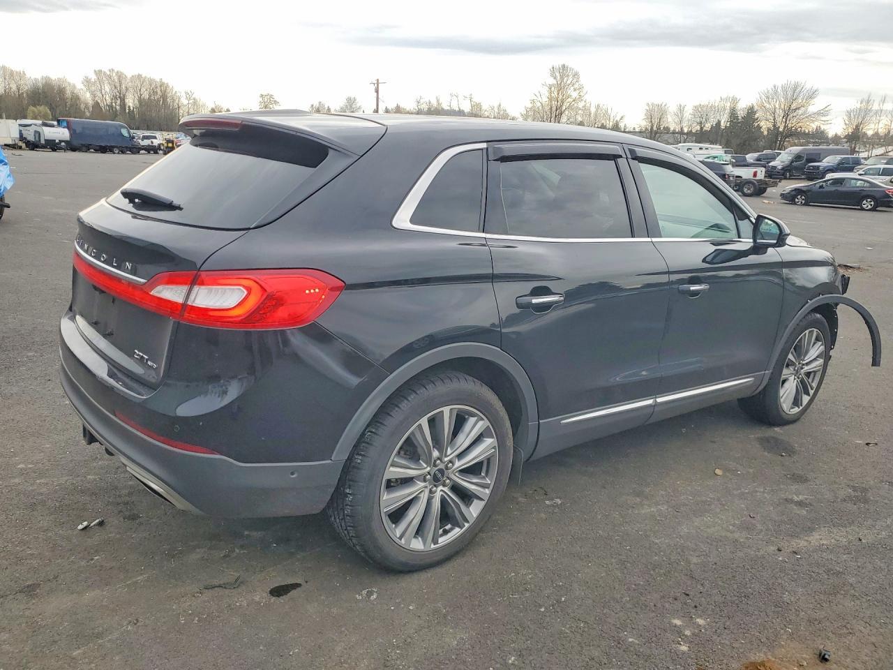 2017 Lincoln Mkx Reserve - Image 3