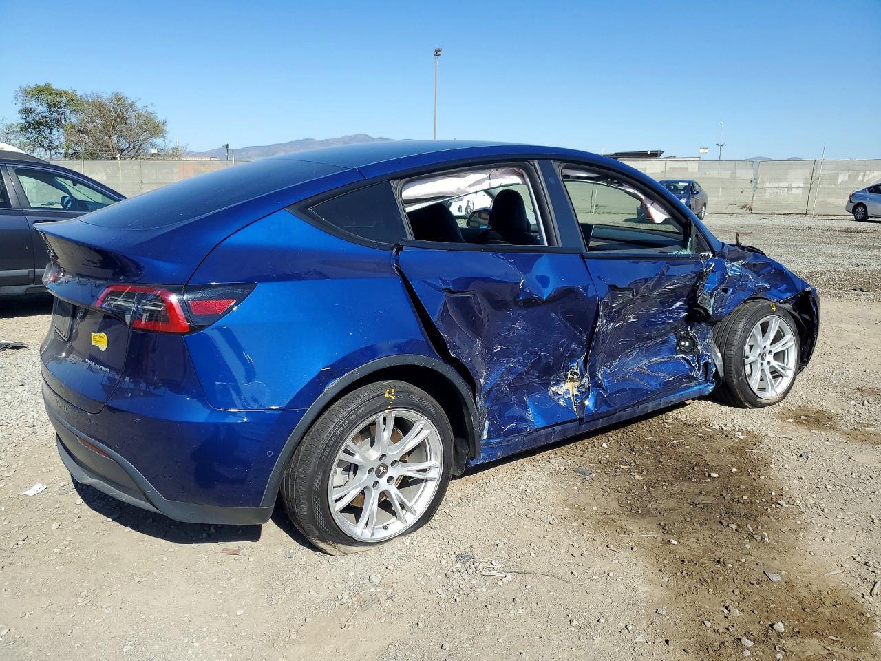 2021 Tesla Model Y - Фото 3