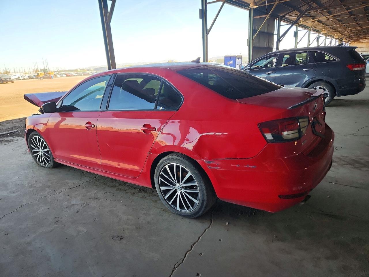 2016 Volkswagen Jetta Sport - Image 2