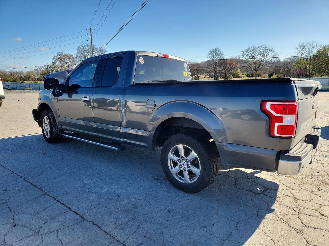 2018 Ford F150 Super Cab - Фото 2