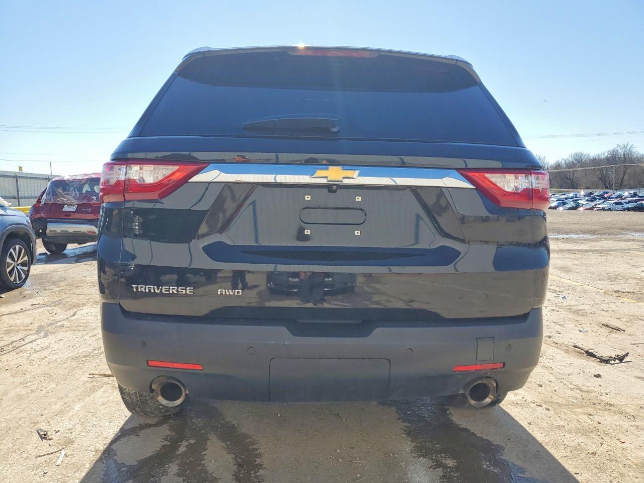 2020 Chevrolet Traverse Ls - Фото 6