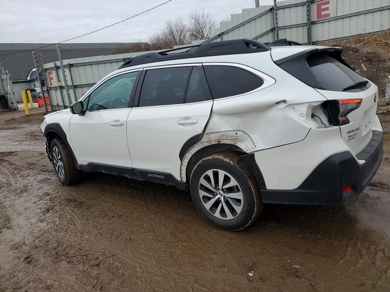 2025 Subaru Outback Premium - Фото 2
