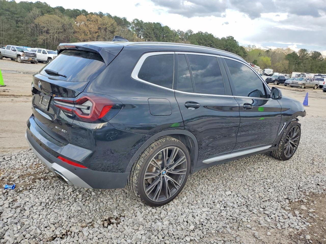 2022 BMW X3 Sdrive30I - Image 3