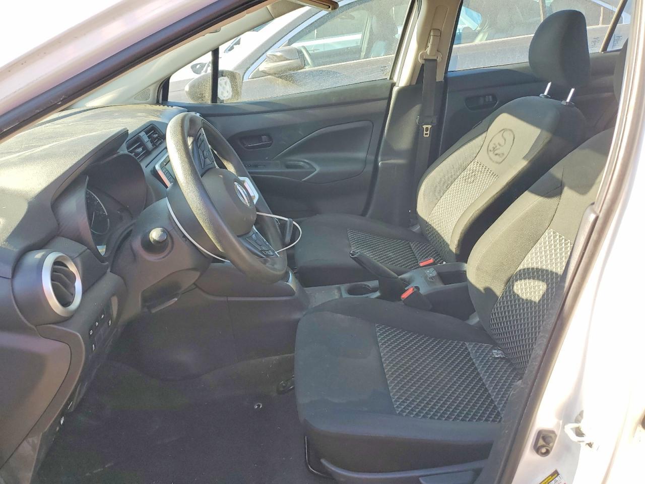 2021 Nissan Versa S - Фото 7